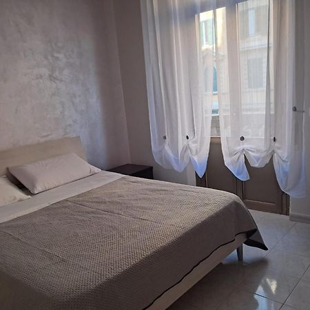 Beds Portamaggiore - Ex Happy House Roma Eksteriør bilde